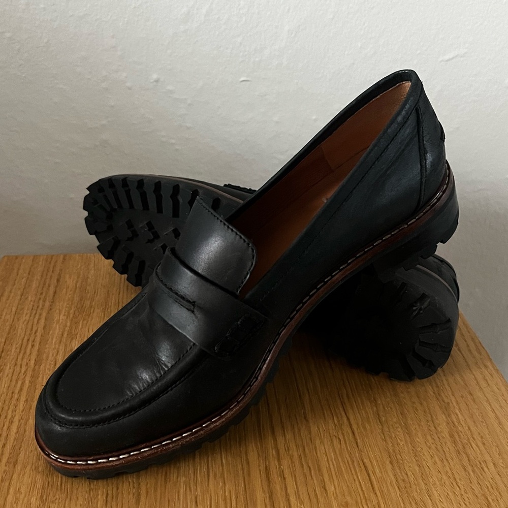 Madewell Black Leather Lug-Soled Penny Loafers - Picture 4 of 8